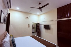 Sparrow Nest | Entire 2BHK Apartment, Varanasi