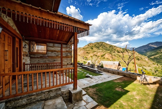 Old World Orchard Retreat | 2BR | FF in Kotkhai by Homeyhuts