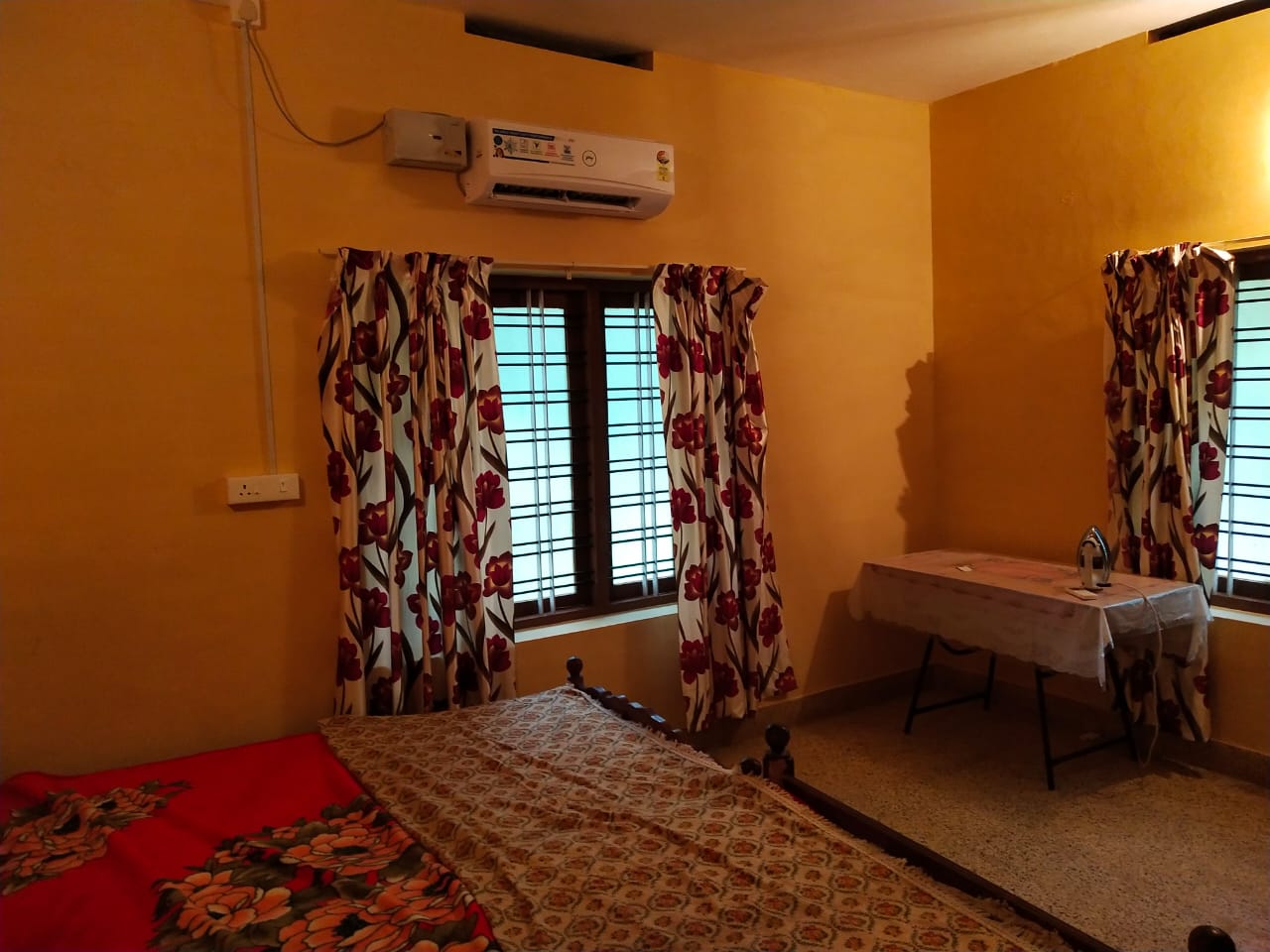 Cherianmannil Homes - Tap to explore photos