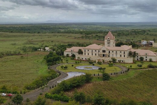 Resort At Four Seasons Winery Vineyards Pune Resort Price Address Reviews