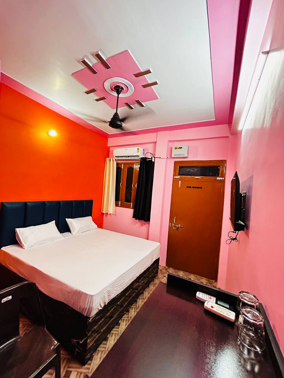RJB HOMESTAY - Tap to explore photos