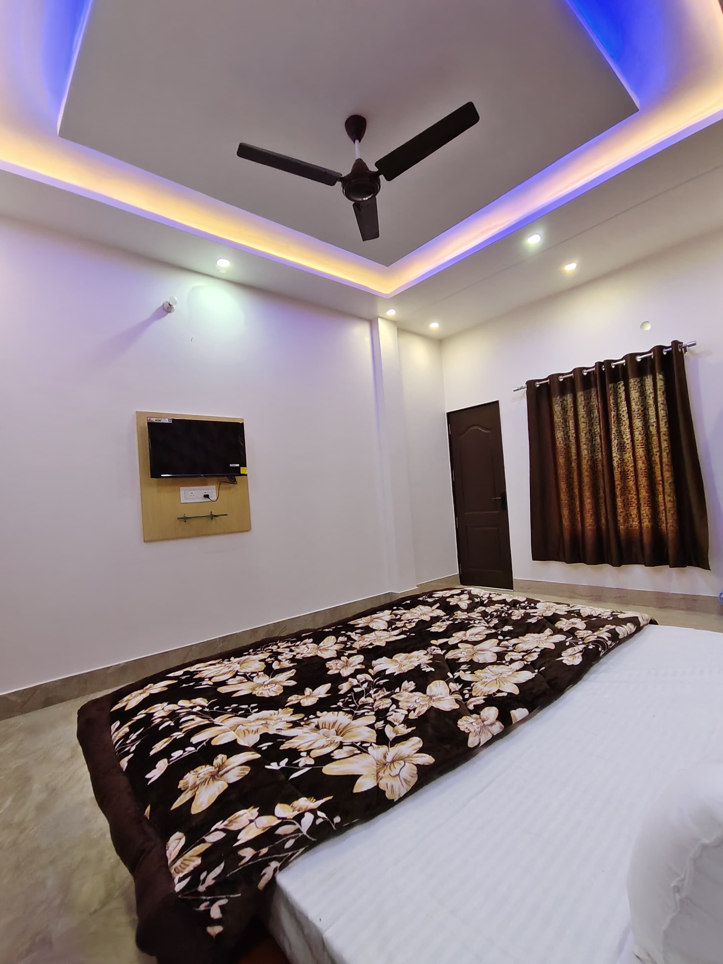 Amar Villa Home stay - Tap to explore photos