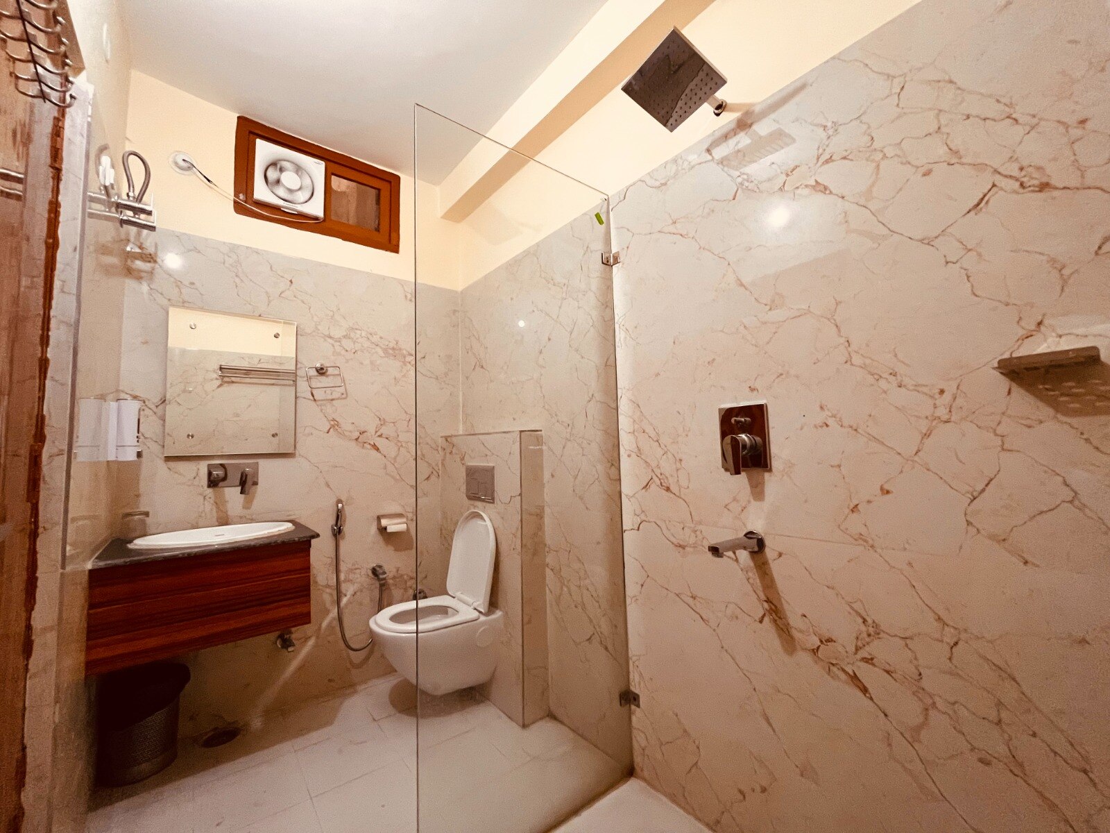 Stay at Tirat Haridwar - Tap to explore photos