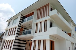 Hotel Time Square, Rajouri