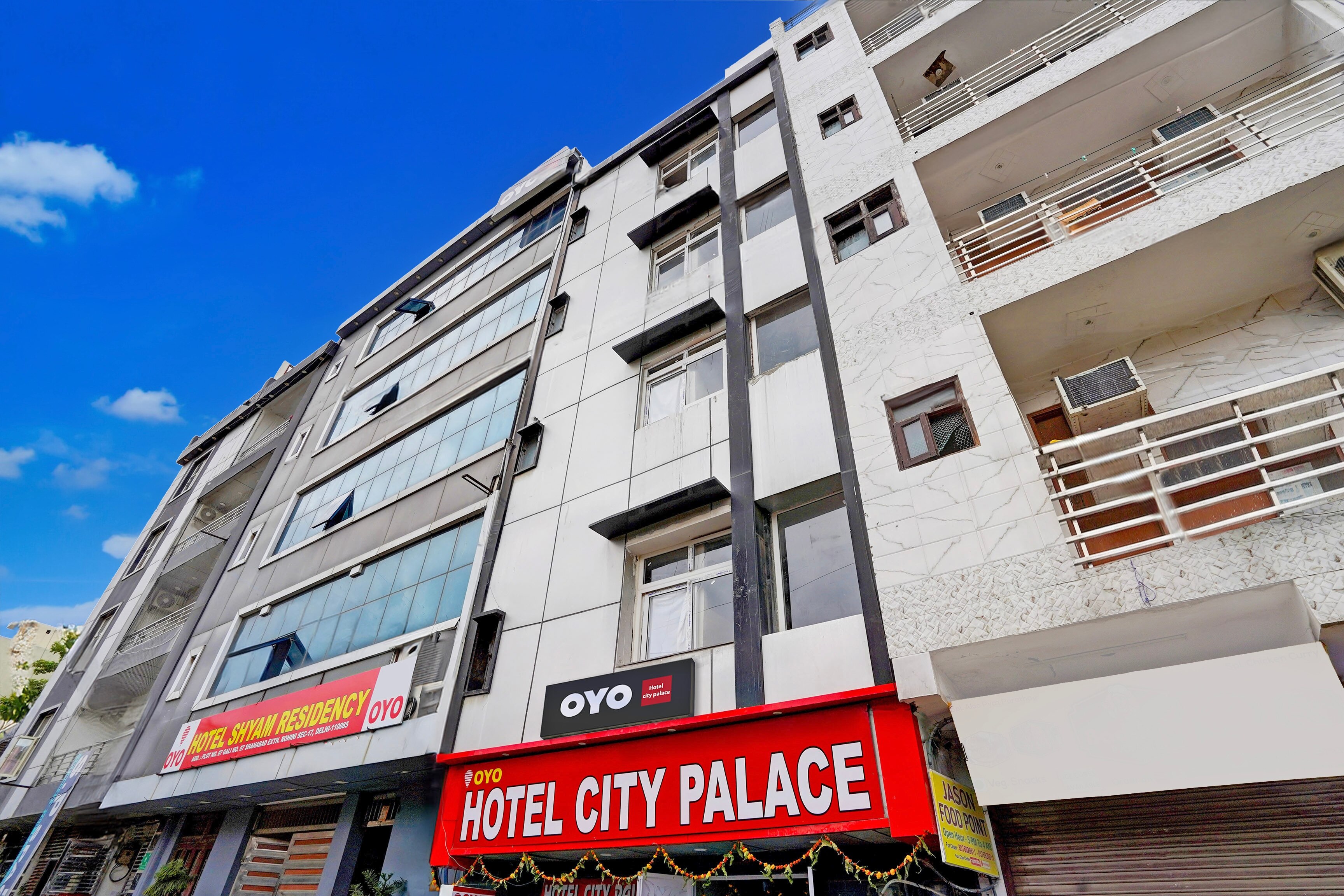 Hotel O City Palace - Tap to explore photos