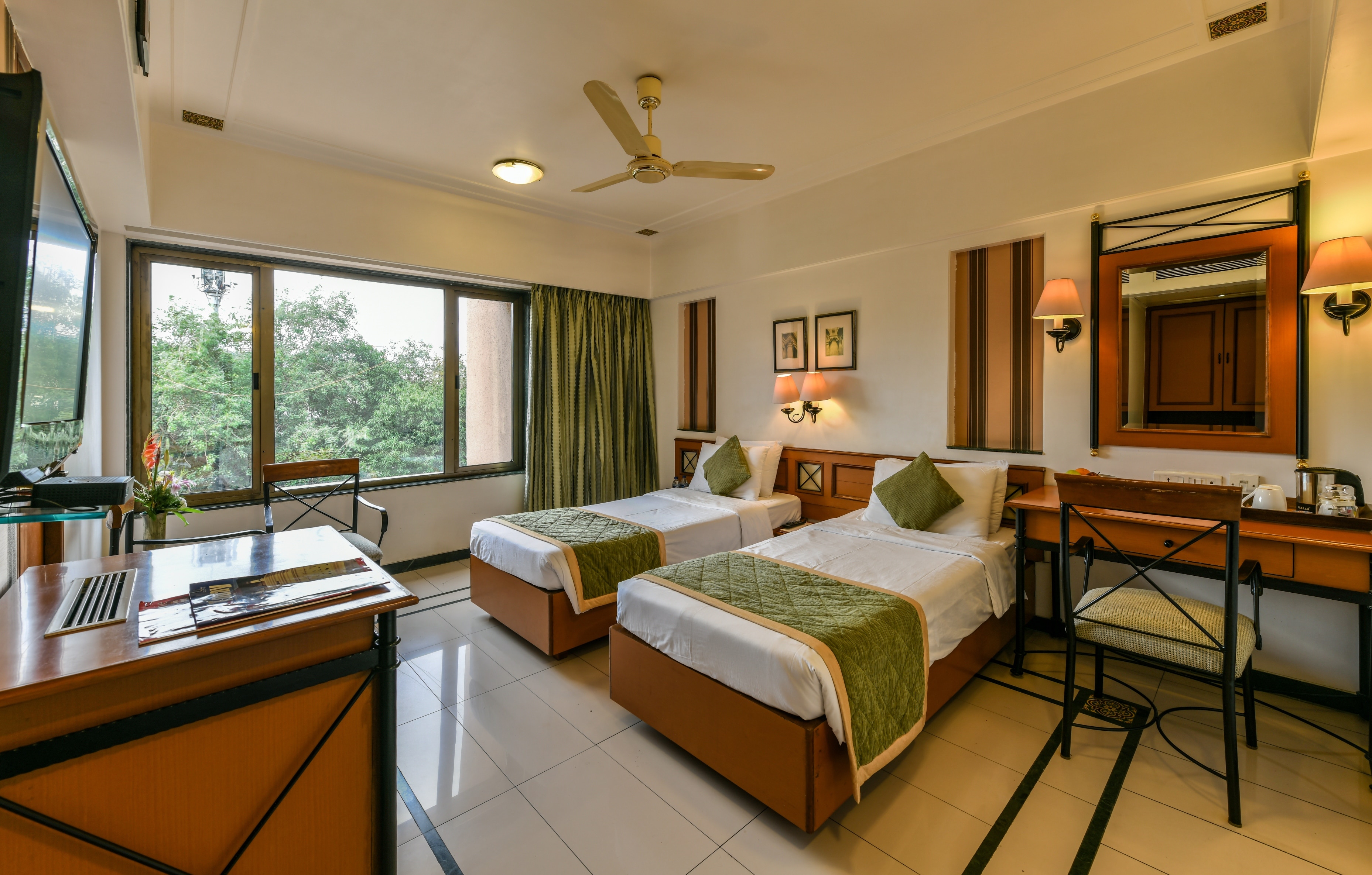 The International by Tunga Mumbai Hotel Price, Address & Reviews