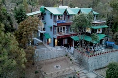 Himalayan Magpie | Lake View, Bhimtal