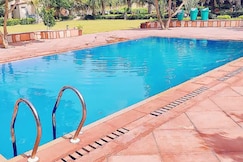 Partyvillas Resort inn, Gurgaon