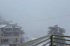 Conifer Heights LUXE 2BHK Parking 15 mins to mall, Shimla