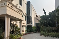 Hotel Grand Sharda, Lakhimpur