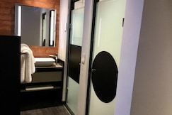 Onomo Hotel Lome, Golfe (incl Lome)