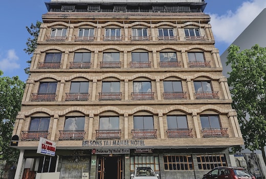 Super Townhouse OAK Hotel Belsons Taj Mahal