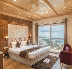 Deluxe Room With Balcony