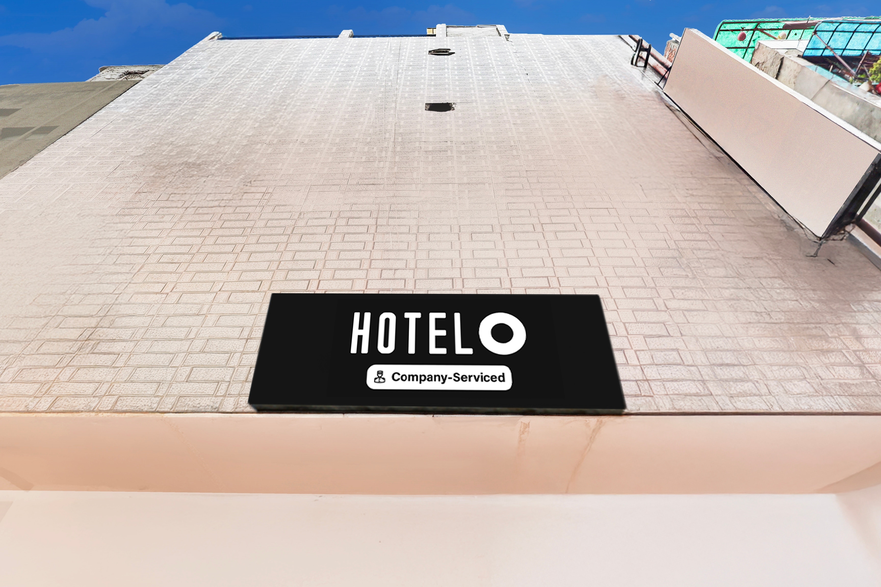 Super Hotel O Paharganj Chuna Mandi near Railway Station - Tap to explore photos