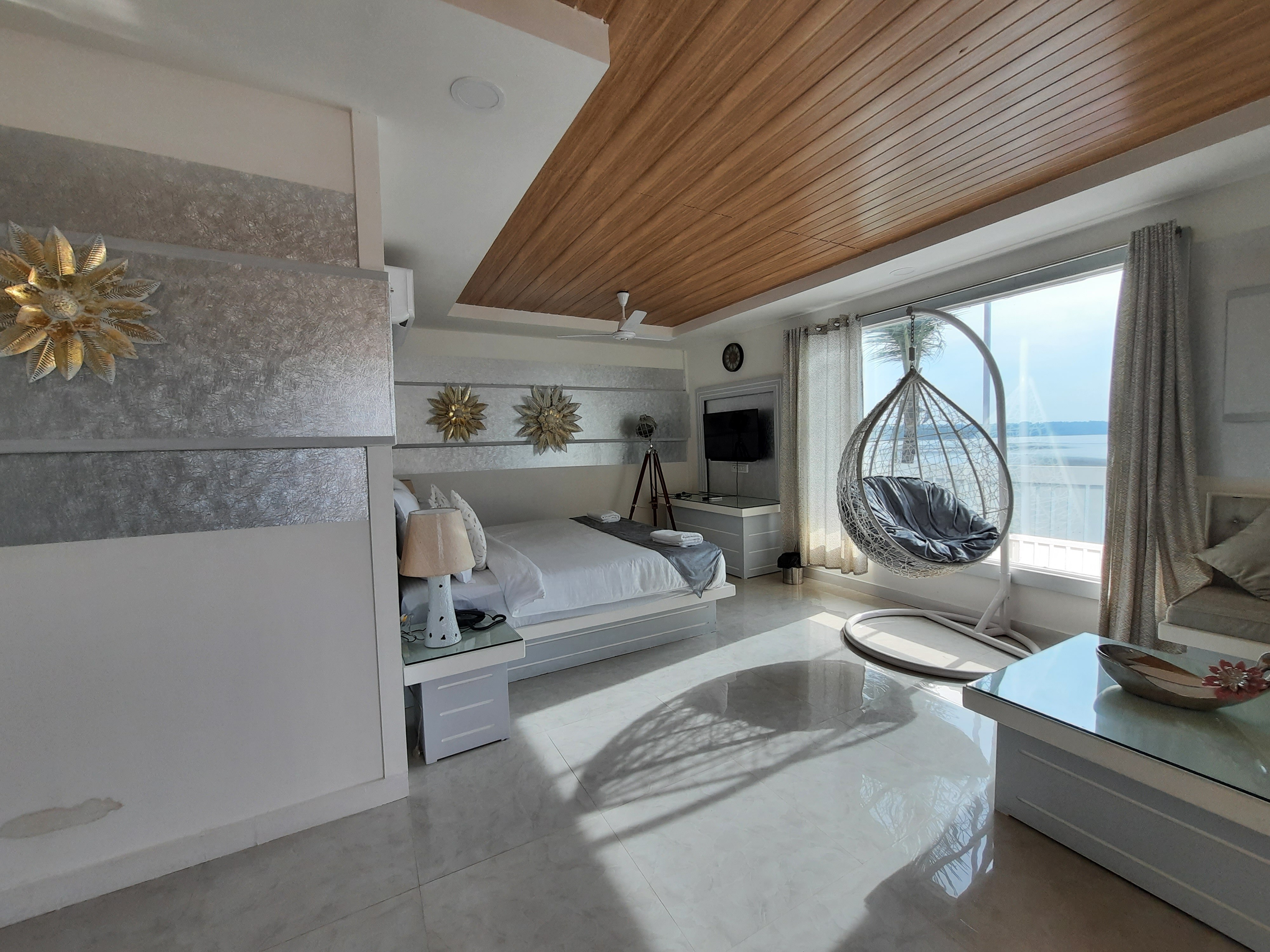 18+ Lillywoods Beach Resort Baga Beach