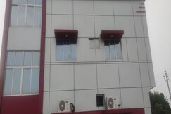 HOTEL SAVERA, Daltonganj