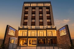 The Blues Hotel Golden Glory Rajkot, Rajkot
