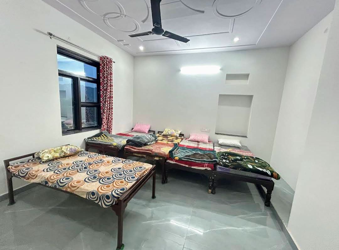 R k guest house Nimbi - Tap to explore photos