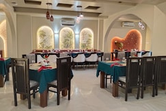 HOTEL H PLUS, Kurukshetra
