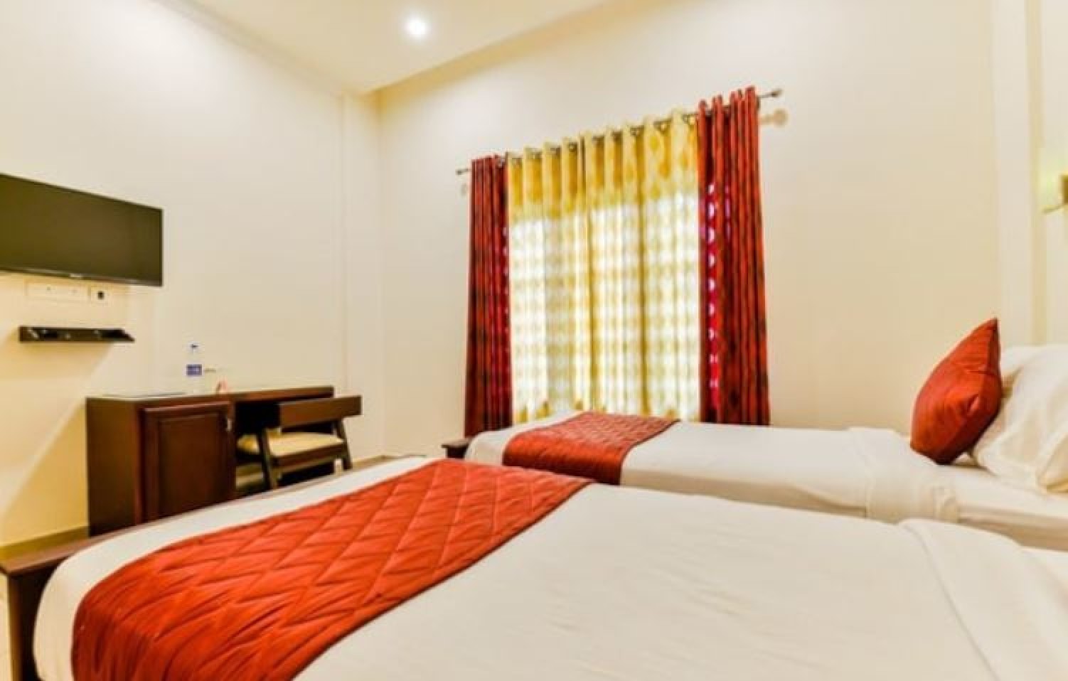 Hotel Travancore Regency - Tap to explore photos