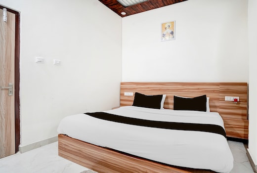 Hotel O The Kashi