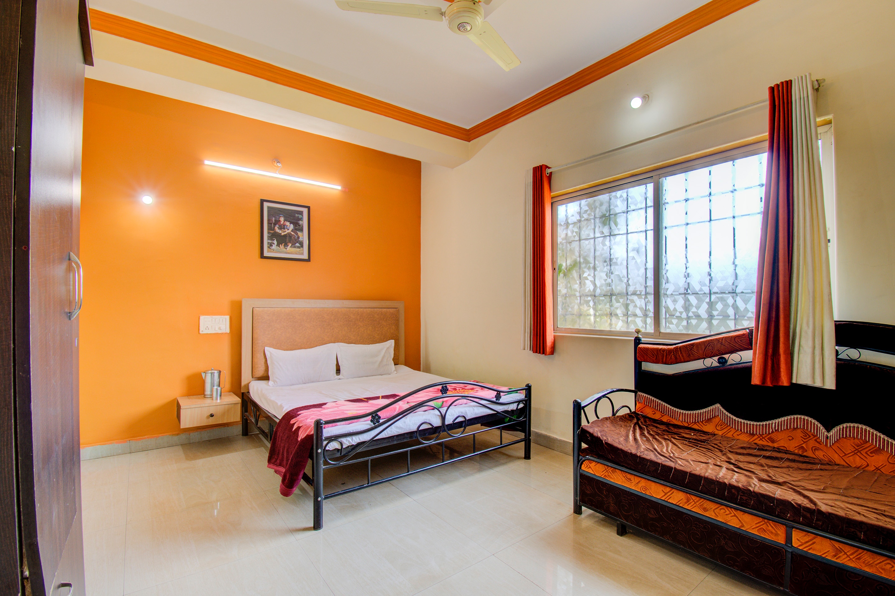 Shilpa Strawberry Garden | Rooms & Wi-Fi - Tap to explore photos