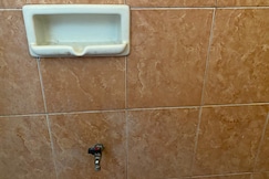 Hotel O Lotus Guest House, Lombok