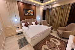 Omaxe hazratganj, Lucknow