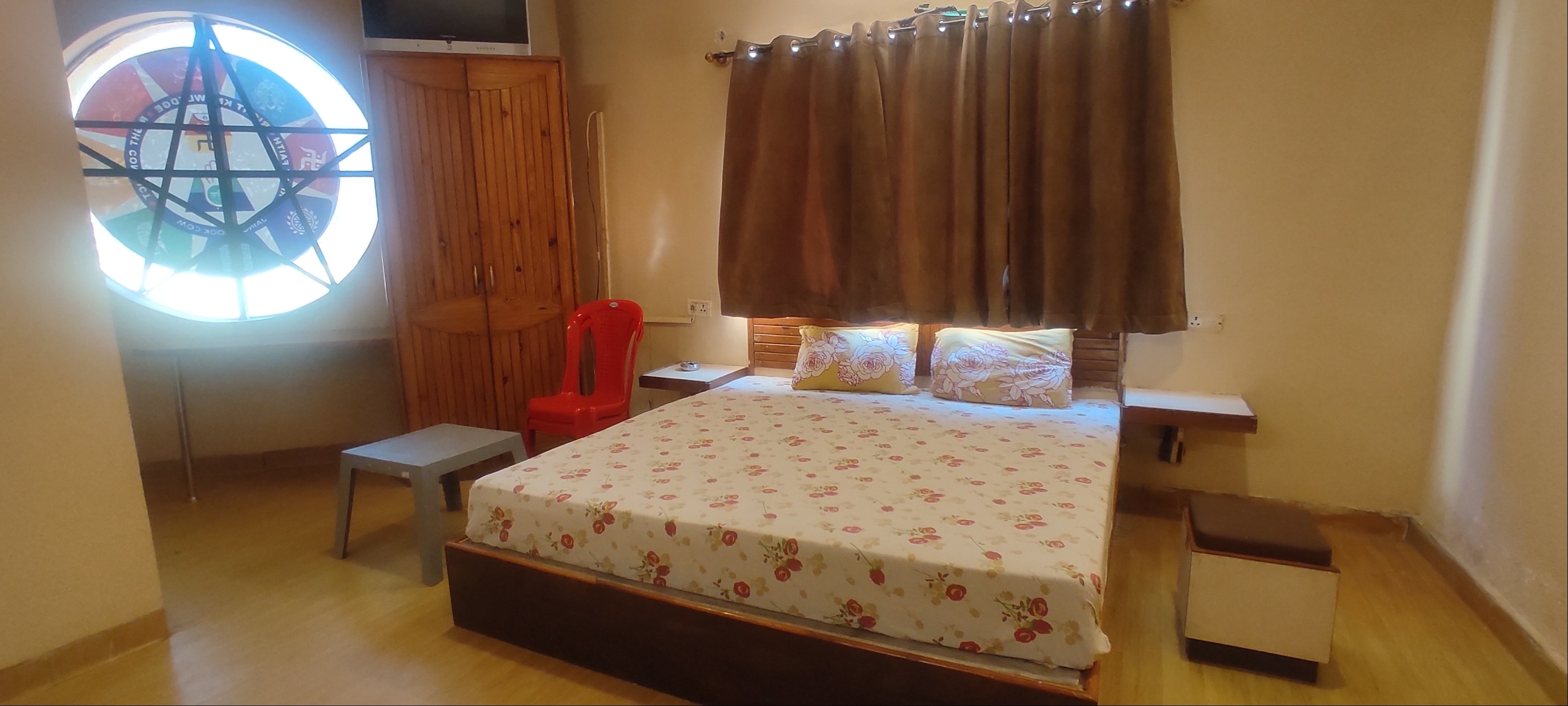Hotel Sundram & Marriage Resort - Tap to explore photos
