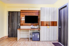 Hotel O Familto Residency & Restaurant, Kolkata