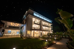 Yellowstone Resort Arambol, Goa