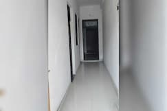 Hotel O Royal Star Hotel & Restaurant, Prayagraj
