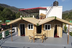 Nandan Delight Homestay & Restaurant, Binsar