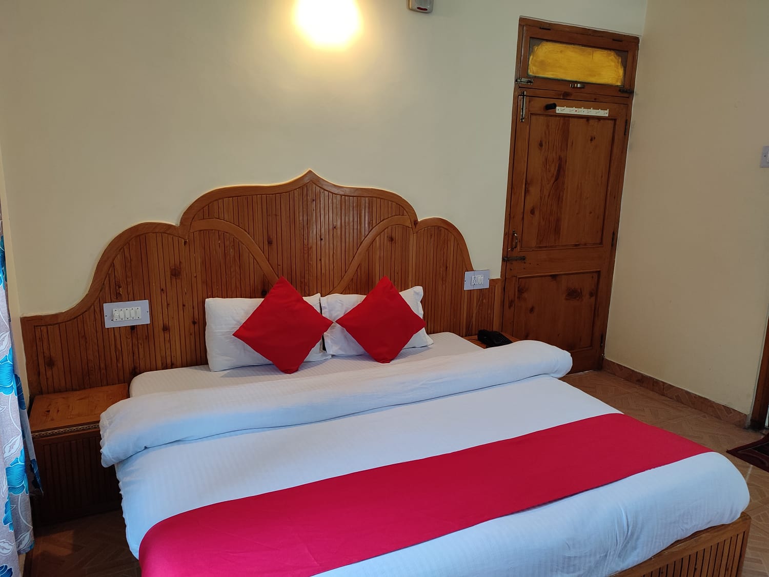 Hotel Anupam Kasol - Tap to explore photos