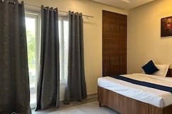 Hotel Future Inn and Banquet, Noida