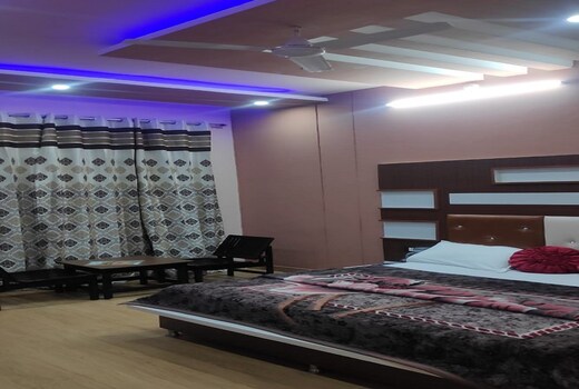 J K Imperial Homestay
