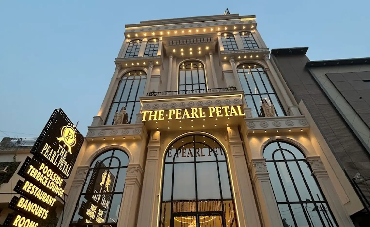 The Pearl Petal Hotel, Mahendragarh
