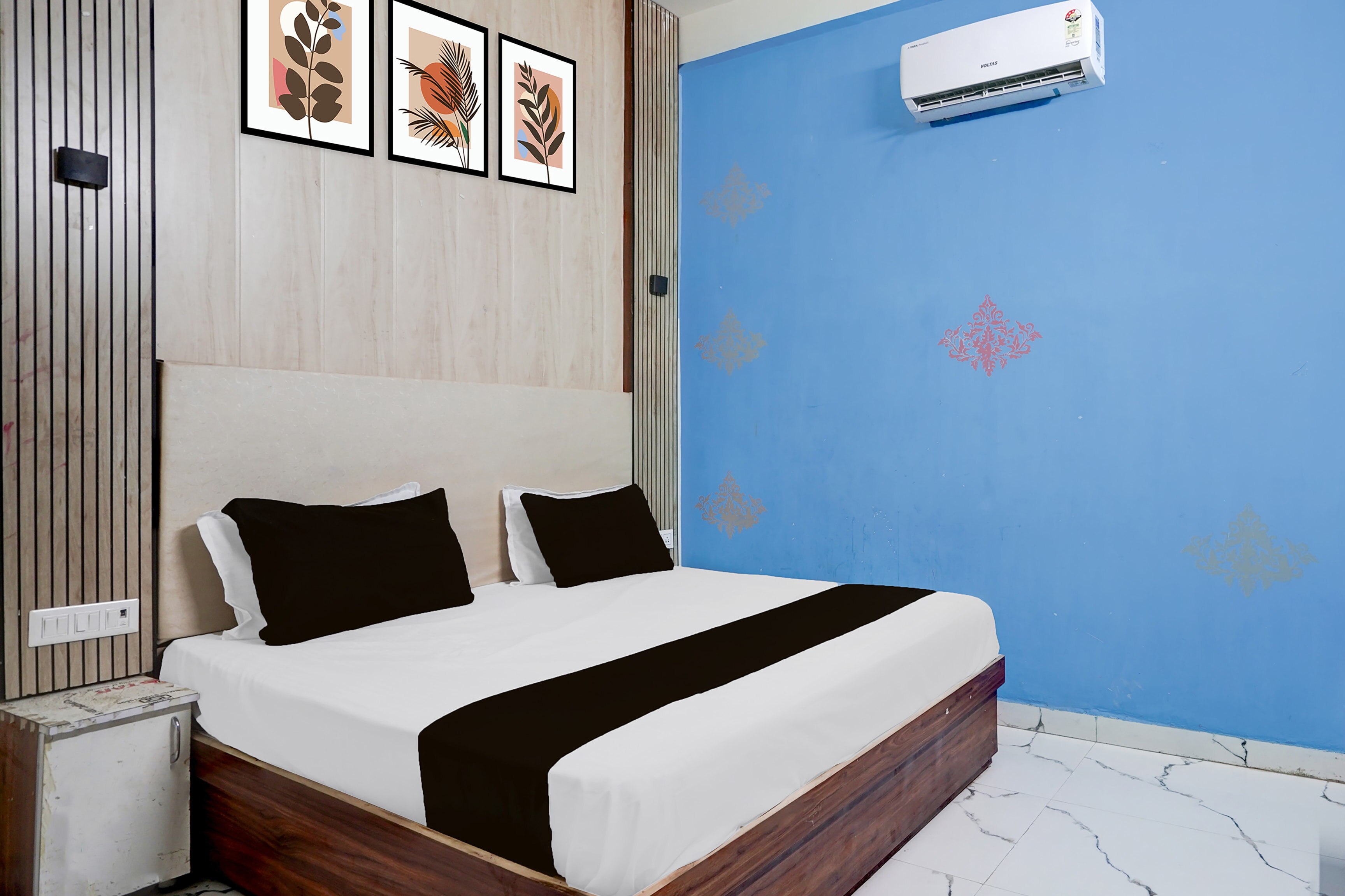 Hotel O Chitransh Residency - Tap to explore photos