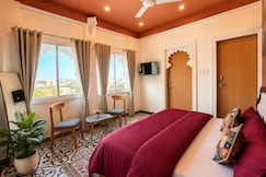 Raahgir Lake View Hostel |10 Metres from Lake Pichola, Udaipur