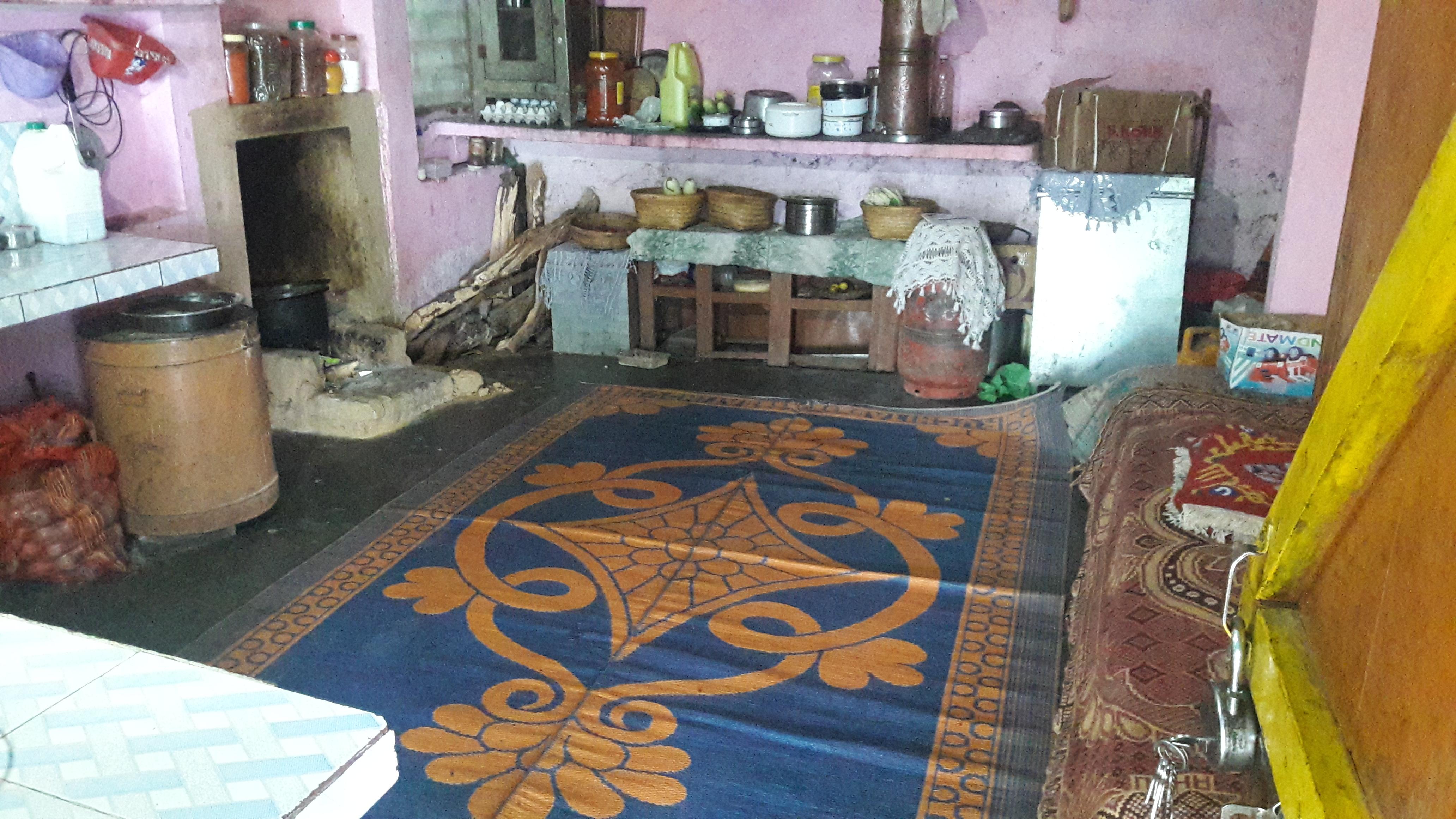 Himalayan Ark - Pushpa Sumtiyal Home Stay - Tap to explore photos