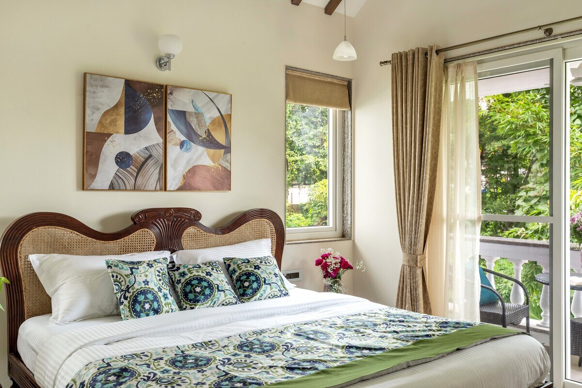 Assagaon Residency 3 BHK Private Pool Villa - Tap to explore photos