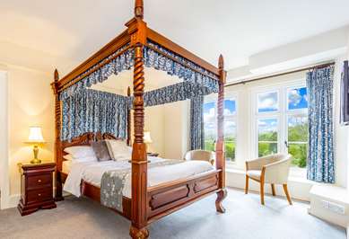 Best Western Limpley Stoke Hotel - Tap to explore photos