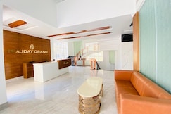 Hotel Holiday Grand, Greater Noida