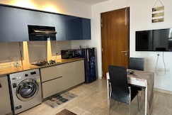 Cosy Studio  Hiranandani, Thane