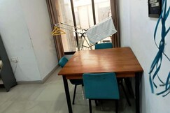 Pixiestays Jasmine House Santacruz, Mumbai