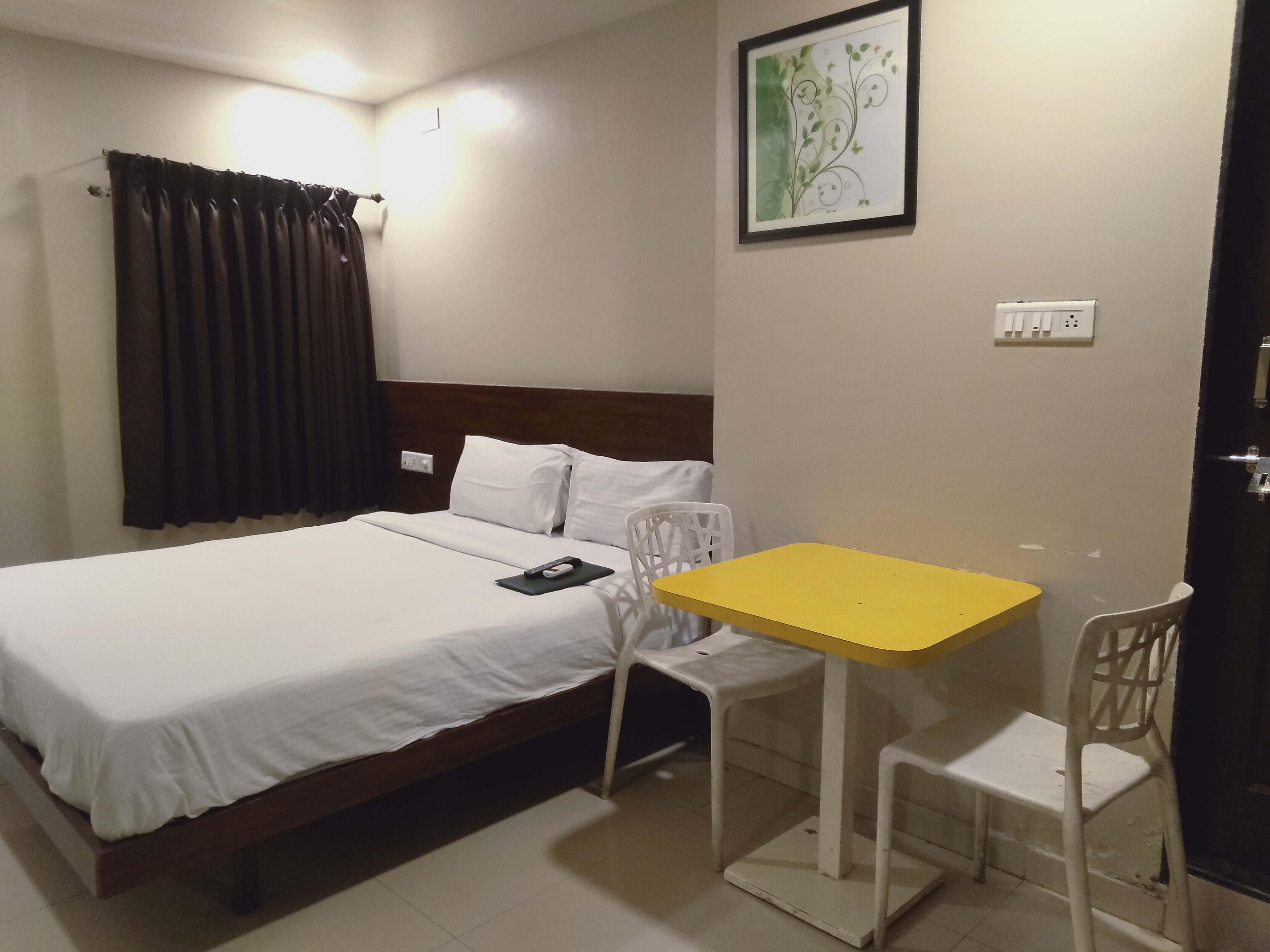 Hotel Grand Pune - Tap to explore photos