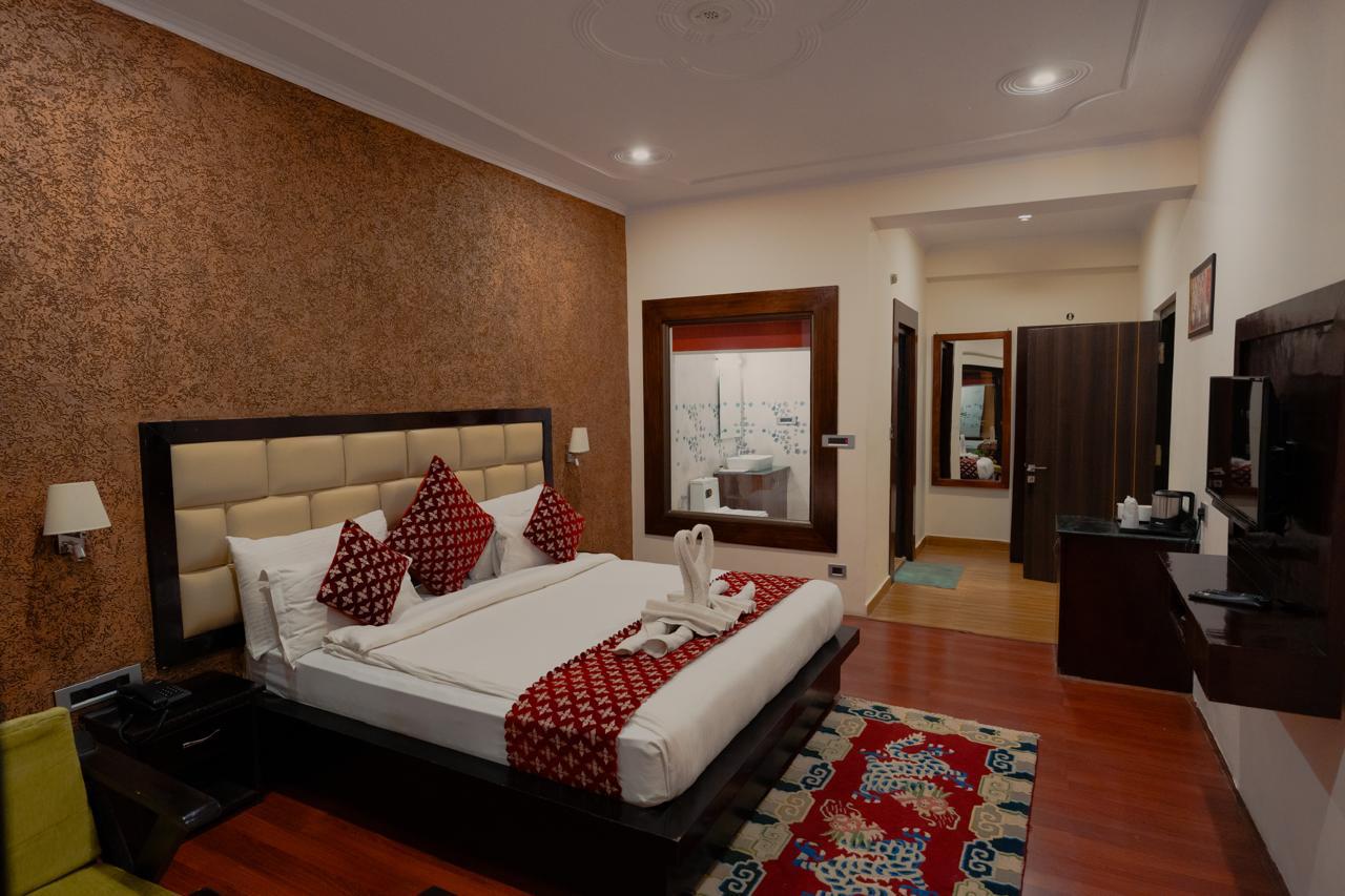 Hotel Evergreen Ladakh - Tap to explore photos