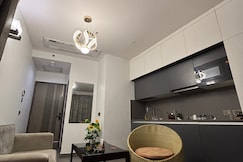 The Skyline Retreat, Noida