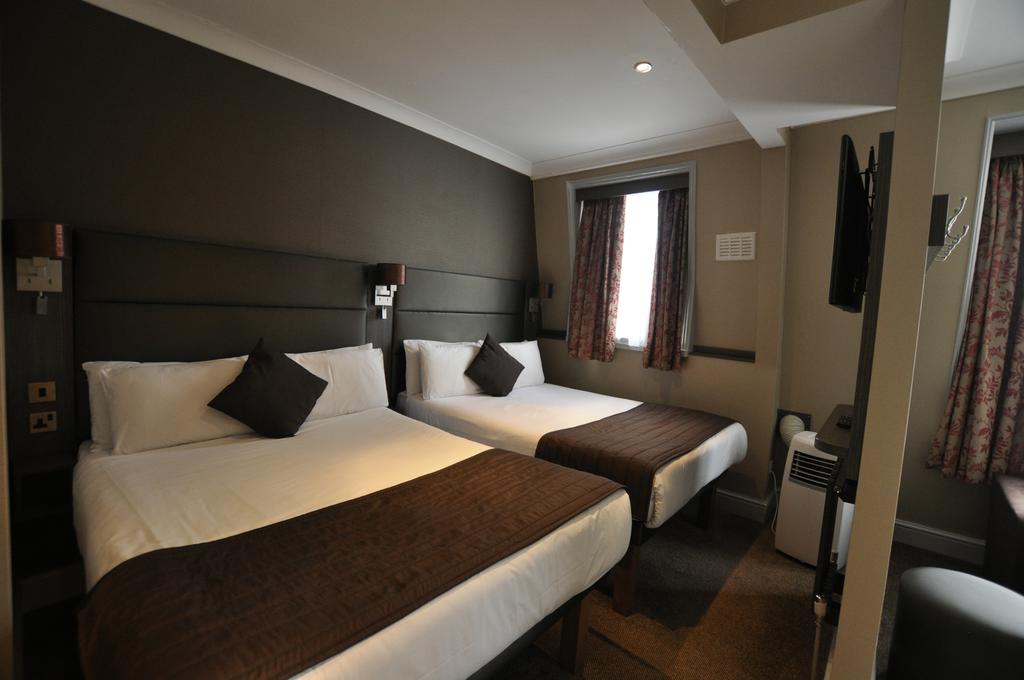 Brunel Hotel Paddington - Tap to explore photos