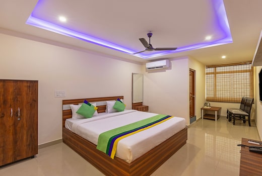 Treebo Nandi Comforts, Peenya